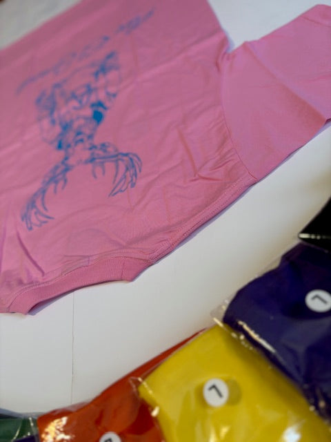 T-Shirt: Pink/SkyBlue Logo Print