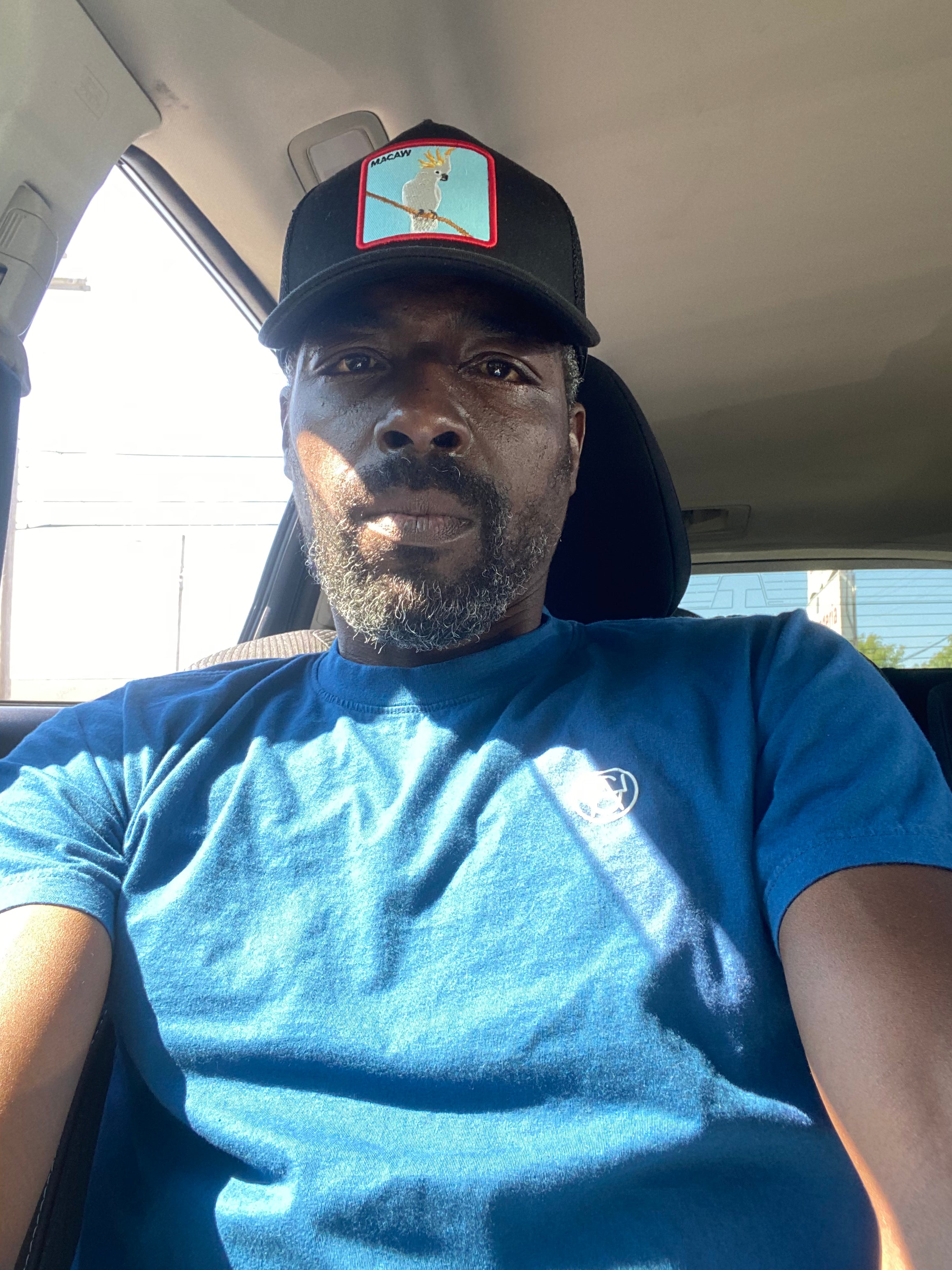 T-Shirt: Blue/White Logo Print